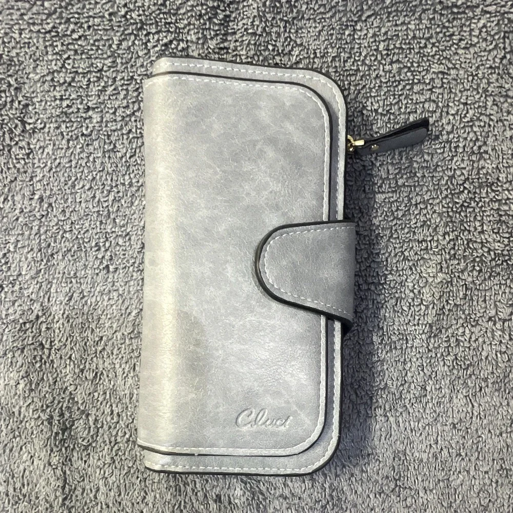 Cluci Gray Folio Wallet 16 space Card Pocket & Zipper Pouch